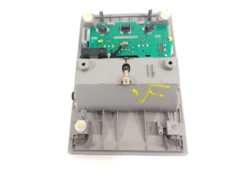 Recambio de luz interior para toyota prius (nhw20) basis referencia OEM IAM 1D111022G  
