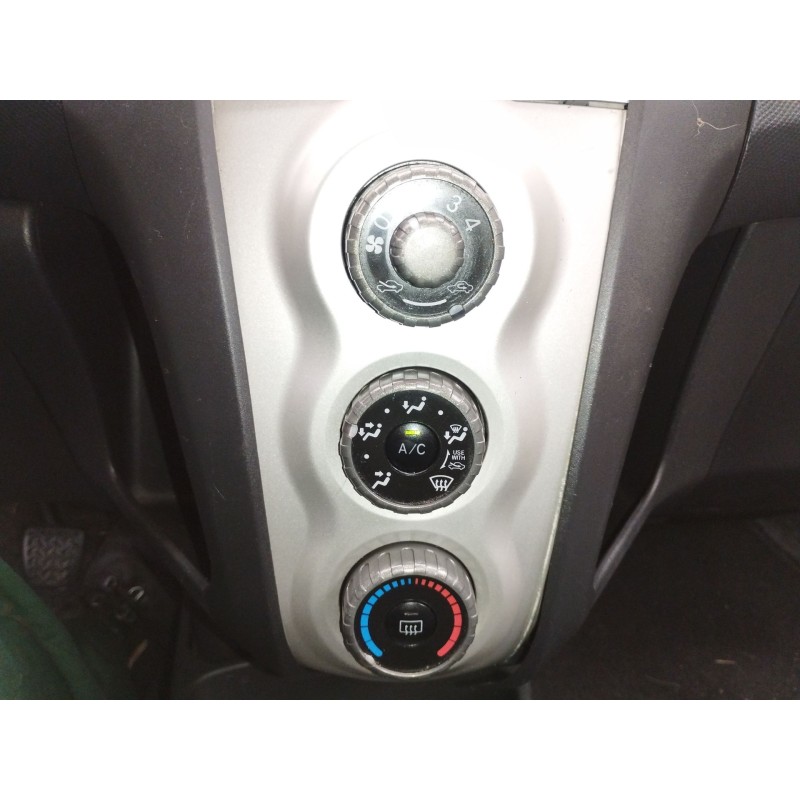 Recambio de mando calefaccion / aire acondicionado para toyota yaris (ksp9/scp9/nlp9) básico referencia OEM IAM   