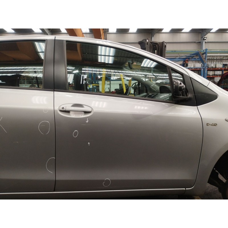 Recambio de puerta delantera derecha para toyota yaris (ksp9/scp9/nlp9) básico referencia OEM IAM   