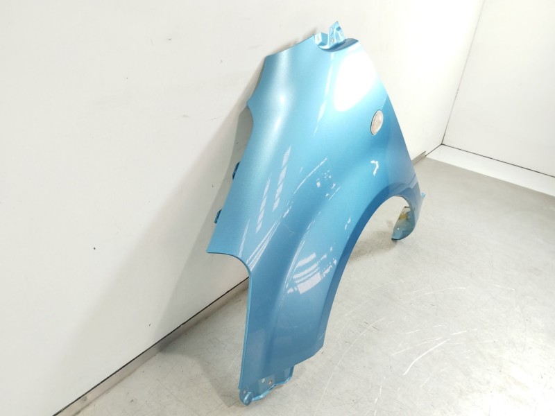 Recambio de aleta delantera izquierda para suzuki splash a5b gls referencia OEM IAM 5771051K  