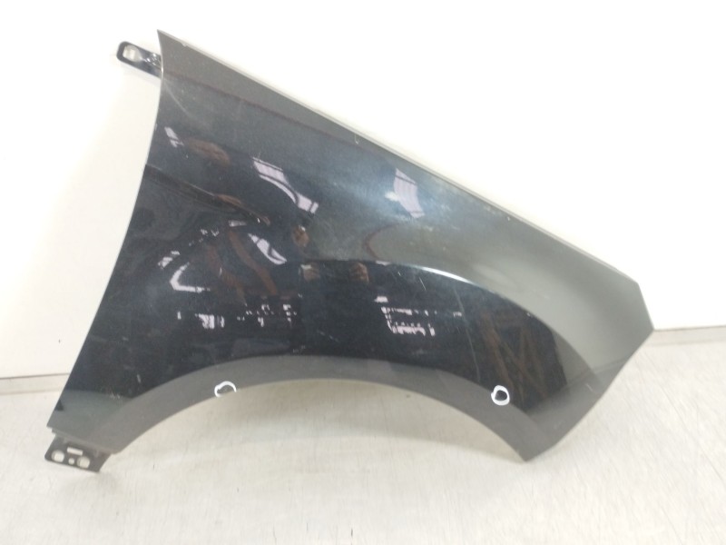 Recambio de aleta delantera derecha para ford ecosport titanium referencia OEM IAM   