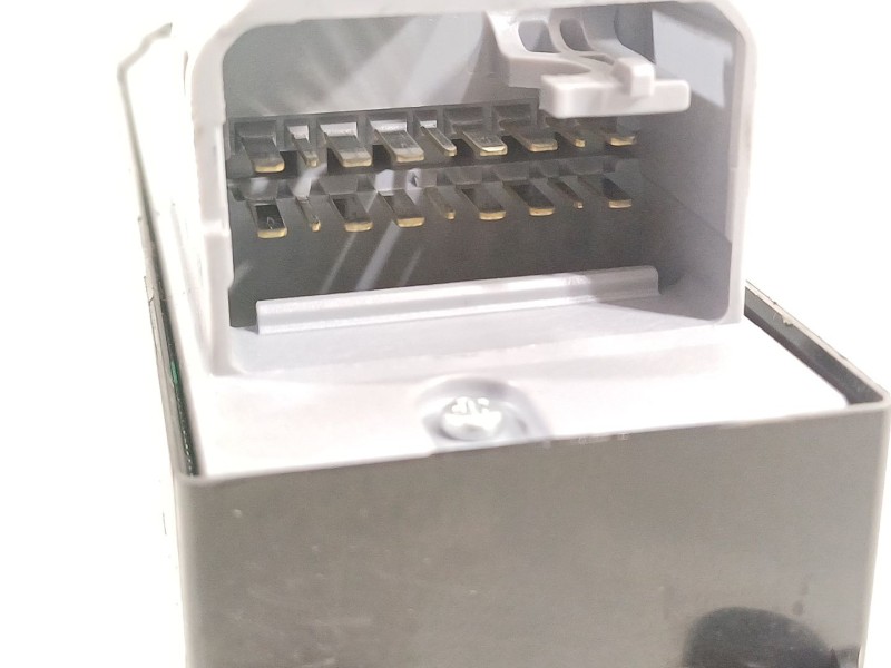 Recambio de mando elevalunas delantero izquierdo para toyota prius (nhw20) basis referencia OEM IAM 8482047050  