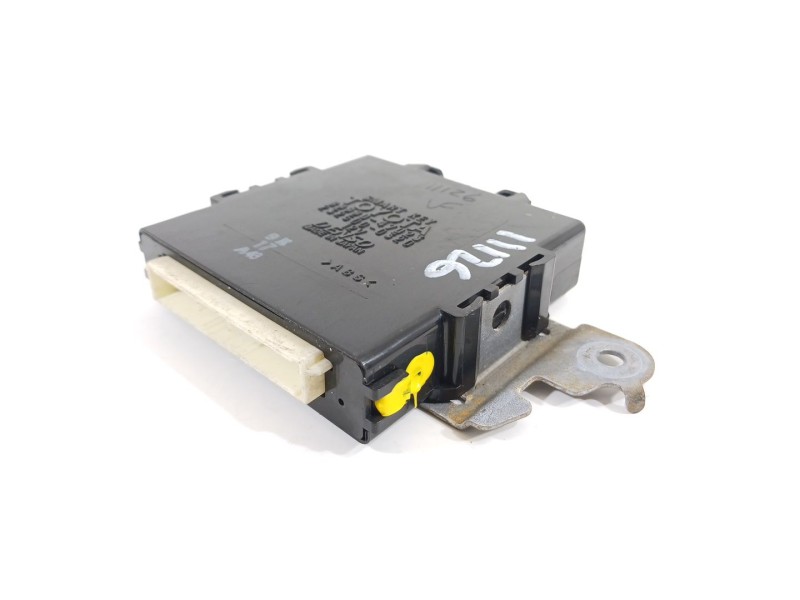 Recambio de modulo electronico para toyota prius (nhw20) basis referencia OEM IAM 8999047023  
