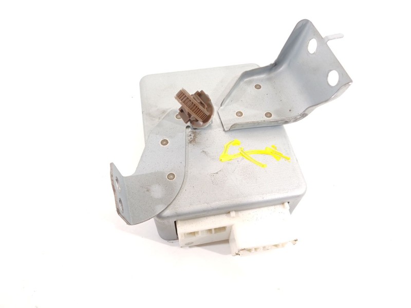 Recambio de modulo electronico para toyota prius (nhw20) basis referencia OEM IAM 8965047220  