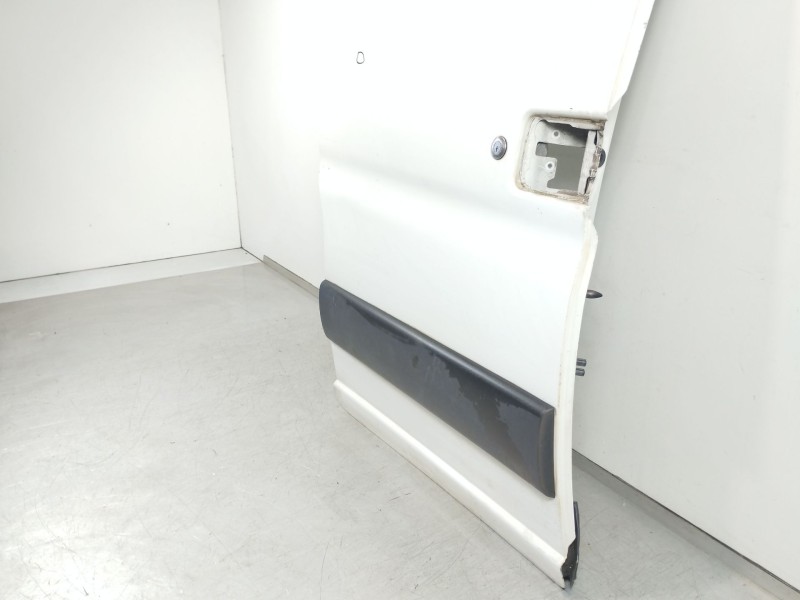 Recambio de puerta lateral corredera derecha para citroën berlingo 1.9 diesel referencia OEM IAM   