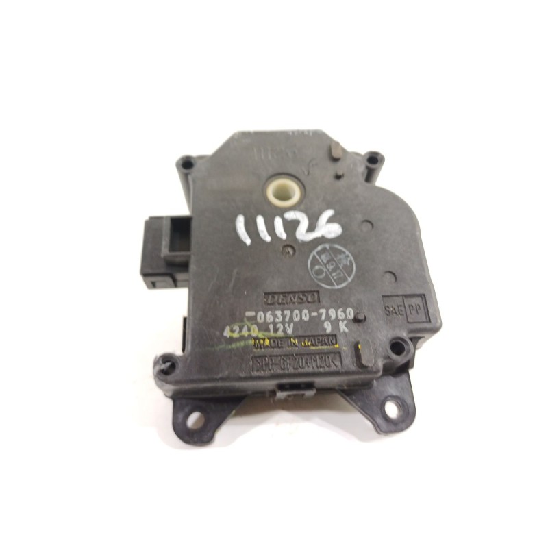 Recambio de motor apertura trampillas climatizador para toyota prius (nhw20) basis referencia OEM IAM 637007960  