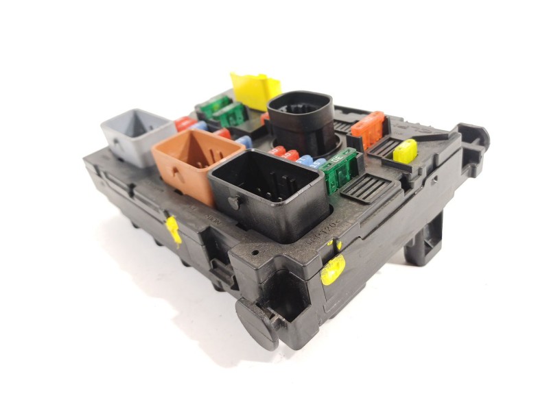 Recambio de caja reles / fusibles para peugeot 207/207+ (wa_, wc_) 1.4 hdi referencia OEM IAM 9661086980  