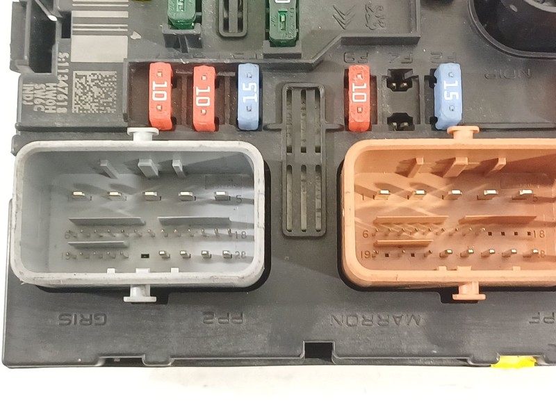 Recambio de caja reles / fusibles para peugeot 207/207+ (wa_, wc_) 1.4 hdi referencia OEM IAM 9661086980  