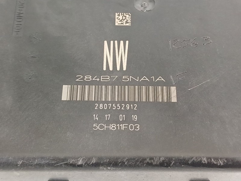 Recambio de caja reles / fusibles para nissan qashqai (j11) acenta referencia OEM IAM 284B75NA1A  