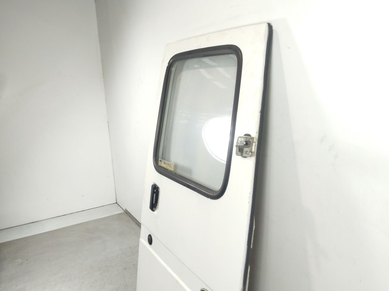 Recambio de puerta trasera derecha para ford transit bus 1995 tourneo 2.5 glx referencia OEM IAM   