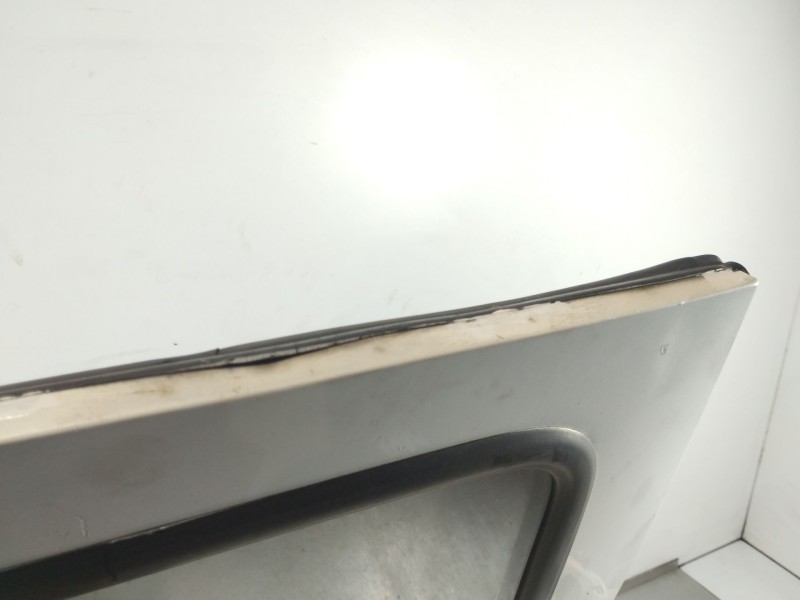 Recambio de puerta trasera derecha para ford transit bus 1995 tourneo 2.5 glx referencia OEM IAM   