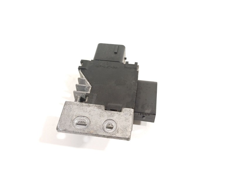 Recambio de caja precalentamiento para nissan qashqai (j11) acenta referencia OEM IAM 271203982R  