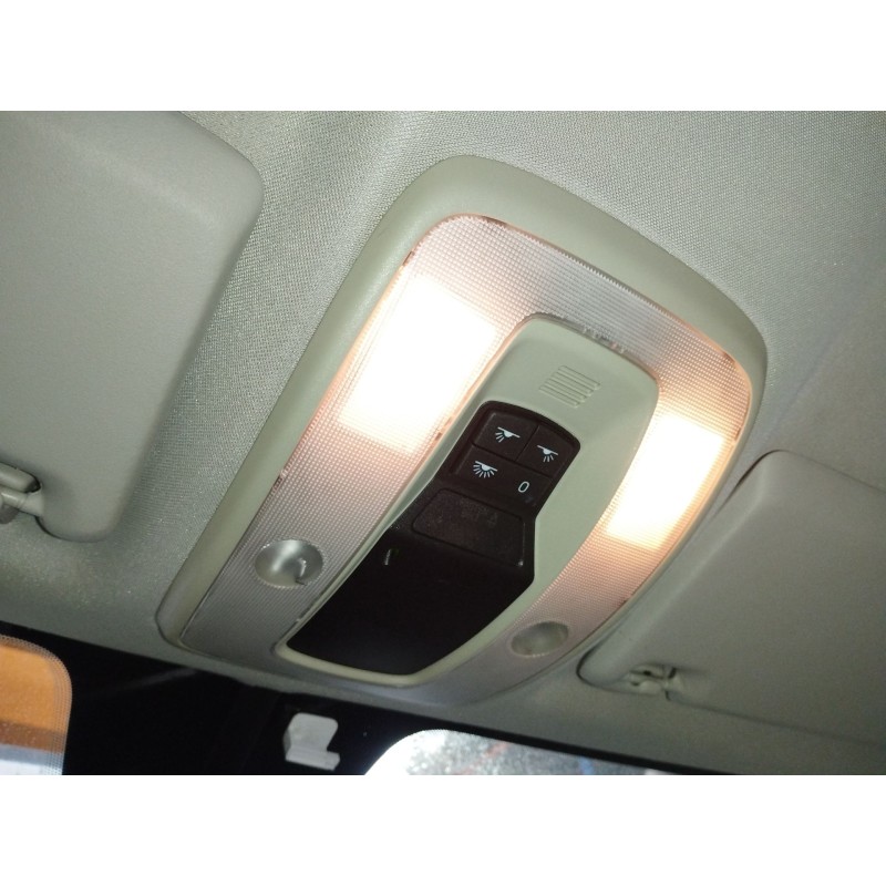 Recambio de luz interior para volvo c30 1.6 d drive kinetic referencia OEM IAM   