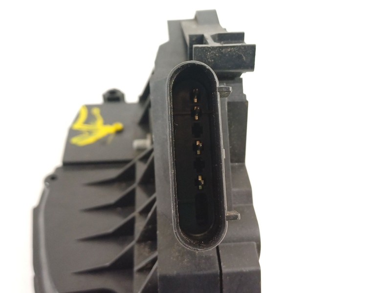 Recambio de cerradura puerta trasera derecha para ford fiesta (ccn) trend referencia OEM IAM AM5AR26412AE  