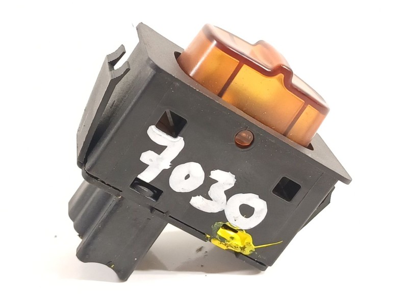 Recambio de interruptor para citroën berlingo cuadro x referencia OEM IAM 96629210XT  