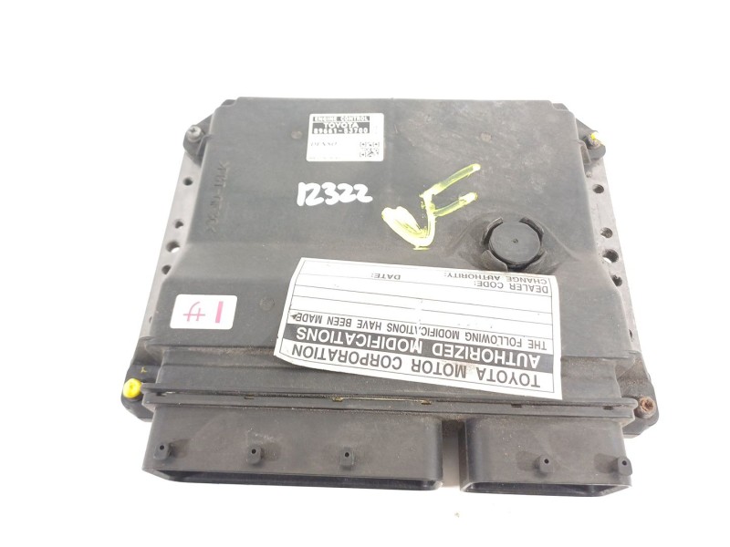 Recambio de centralita motor uce para lexus is200 (gxe10) 2.0 luxury referencia OEM IAM 8966153700  1758007702