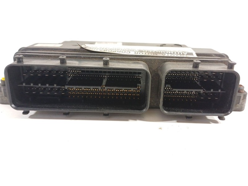 Recambio de centralita motor uce para lexus is200 (gxe10) 2.0 luxury referencia OEM IAM 8966153700  1758007702