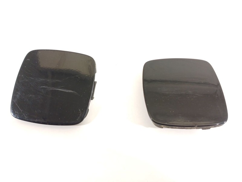 Recambio de tapa paragolpes para lexus is200 (gxe10) 2.0 luxury referencia OEM IAM 5216153010  5216253010