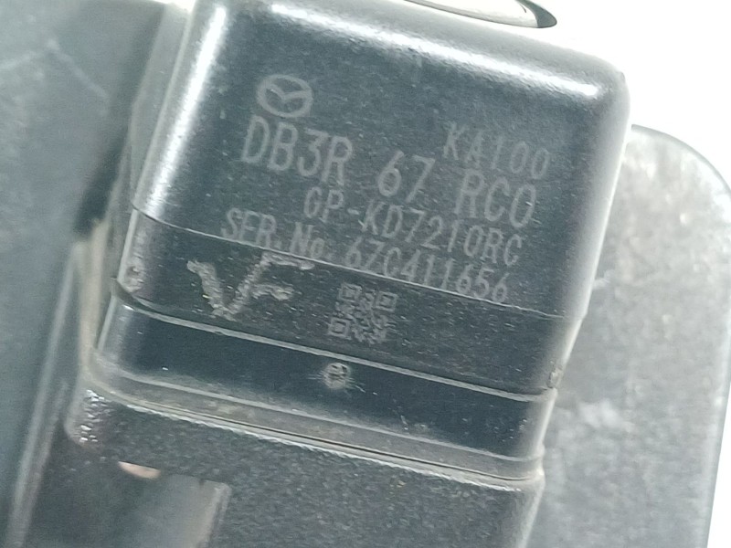 Recambio de camara para mazda cx-3 luxury referencia OEM IAM DB3R67RC0 KA100 GPKD7210RC
