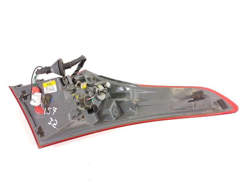 Recambio de piloto trasero izquierdo para hyundai i30 (gd) classic referencia OEM IAM 92401A50  