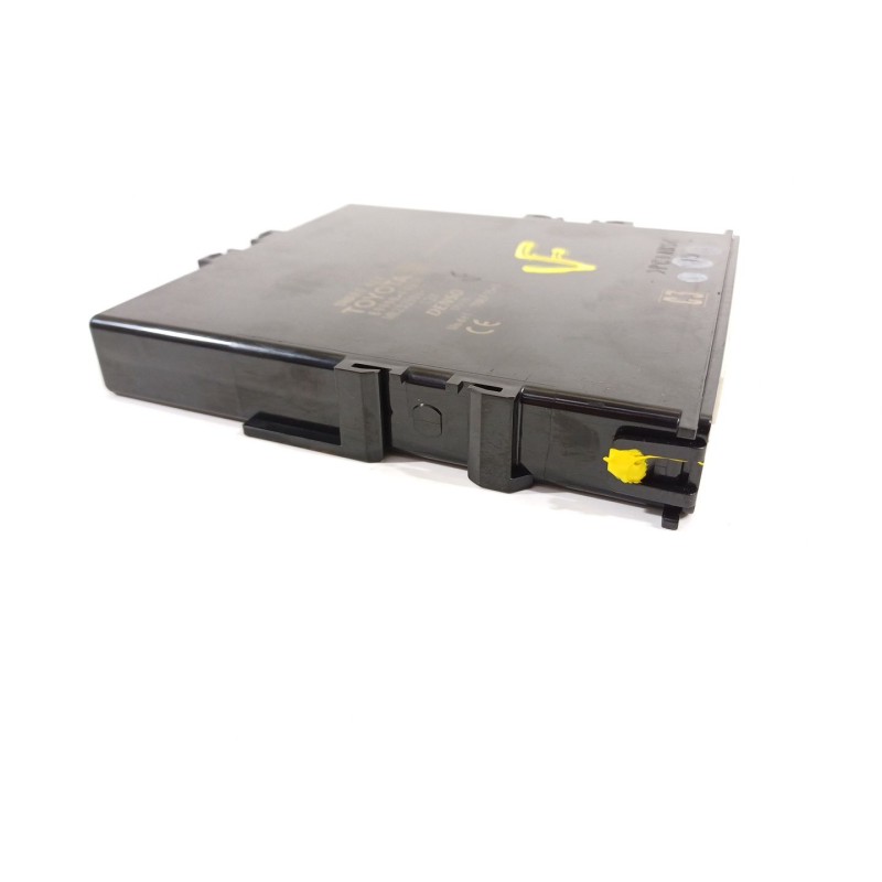Recambio de modulo electronico para toyota c-hr ax1t(eu,m)/zyx10(h)/zyx10l-ahxgbw(3a) referencia OEM IAM 89990F4030  MB232500917