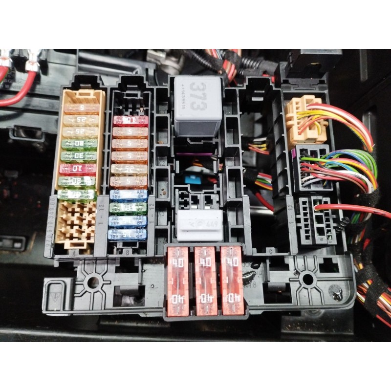 Recambio de caja reles / fusibles para porsche panamera diesel referencia OEM IAM   