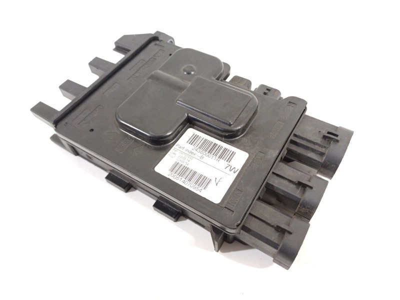 Recambio de modulo electronico para renault megane iii berlina 5 p business referencia OEM IAM 243800011R  