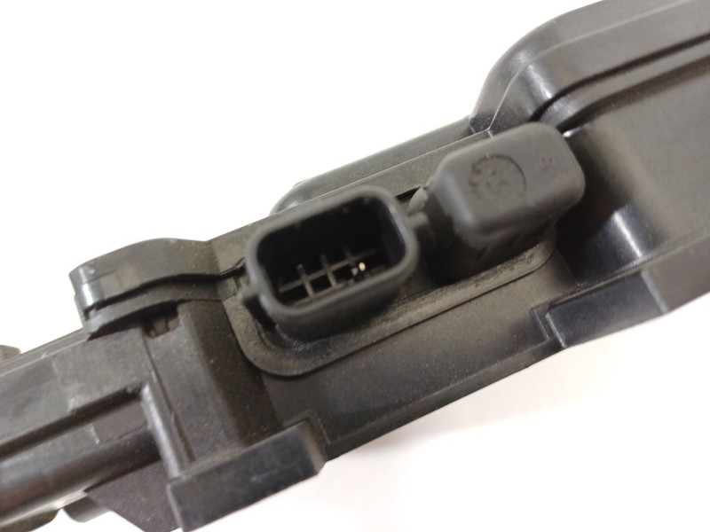 Recambio de modulo electronico para renault megane iii berlina 5 p business referencia OEM IAM 243800011R  