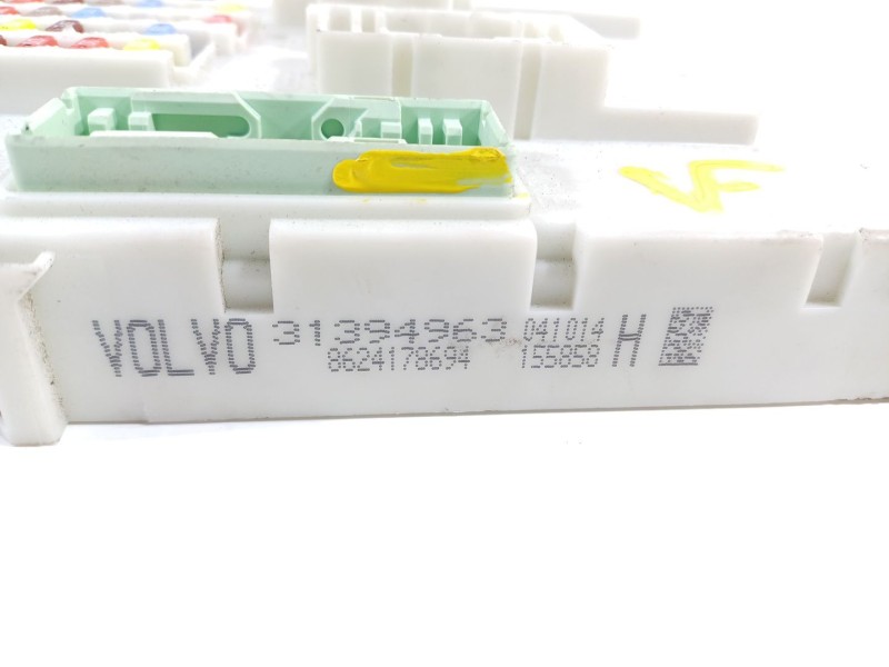 Recambio de caja reles / fusibles para volvo v40 cross country plus referencia OEM IAM 31394963  8624178694