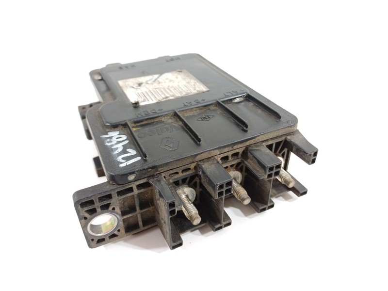 Recambio de caja reles / fusibles para renault laguna iii dynamique tomtom referencia OEM IAM 243800014R  