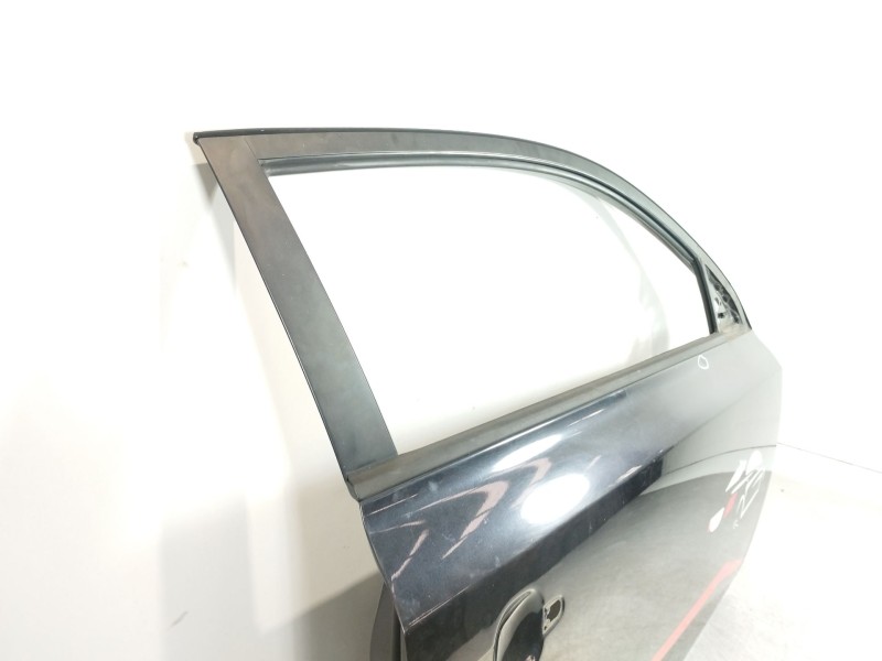 Recambio de puerta delantera derecha para kia cee´d emotion referencia OEM IAM   