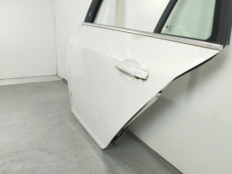 Recambio de puerta trasera izquierda para opel insignia sports tourer 2.0 16v cdti referencia OEM IAM   