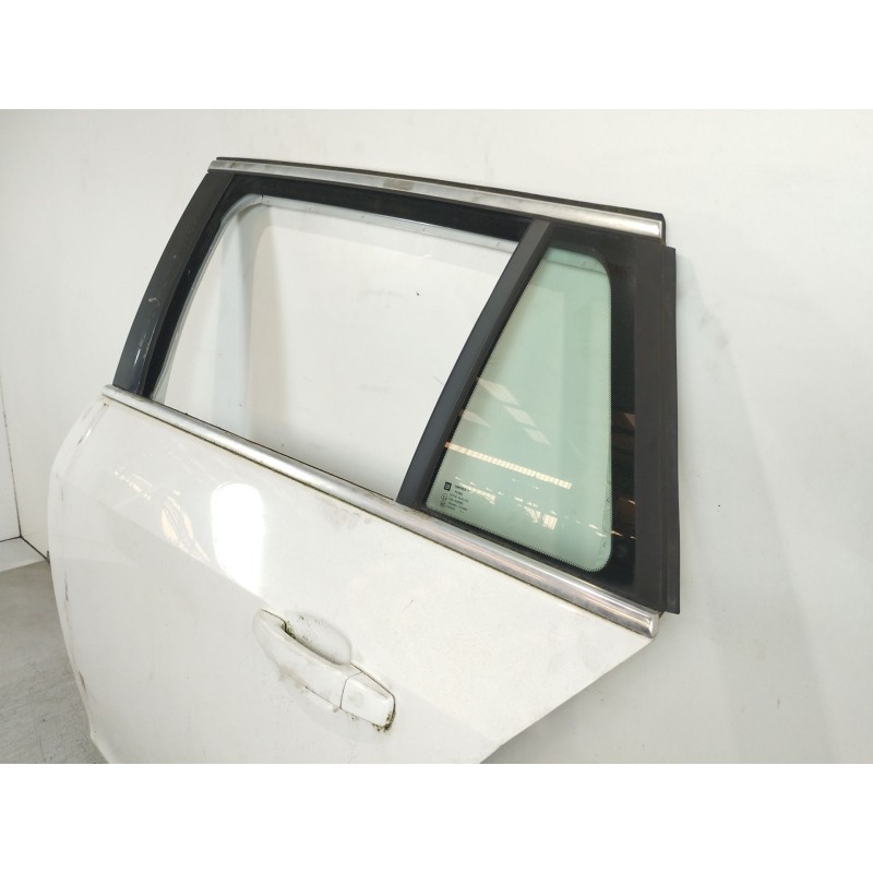 Recambio de puerta trasera izquierda para opel insignia sports tourer 2.0 16v cdti referencia OEM IAM   