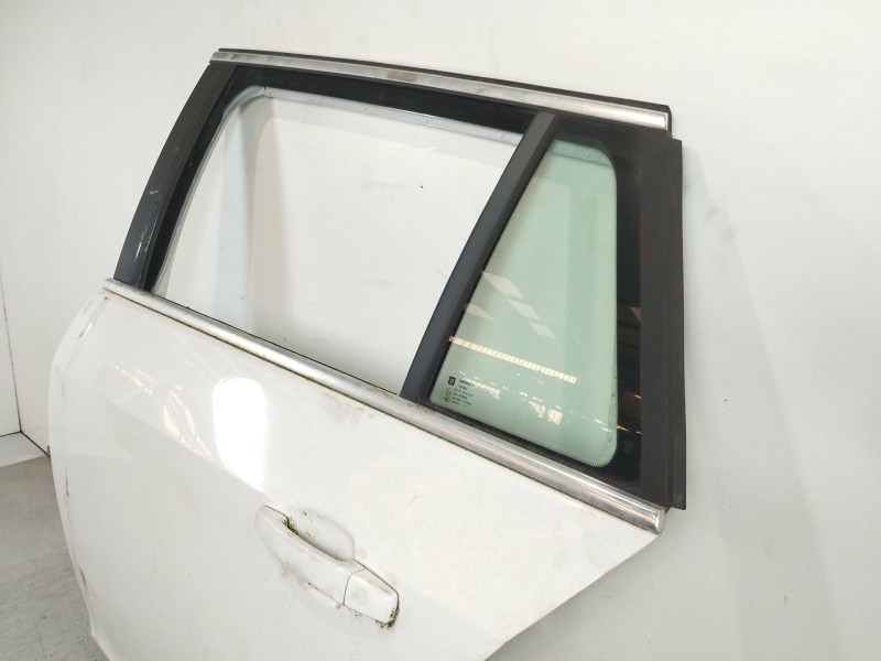Recambio de puerta trasera izquierda para opel insignia sports tourer 2.0 16v cdti referencia OEM IAM   