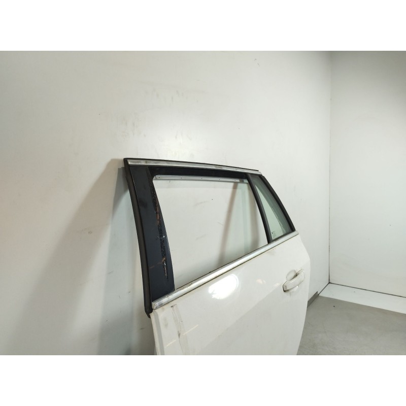 Recambio de puerta trasera izquierda para opel insignia sports tourer 2.0 16v cdti referencia OEM IAM   