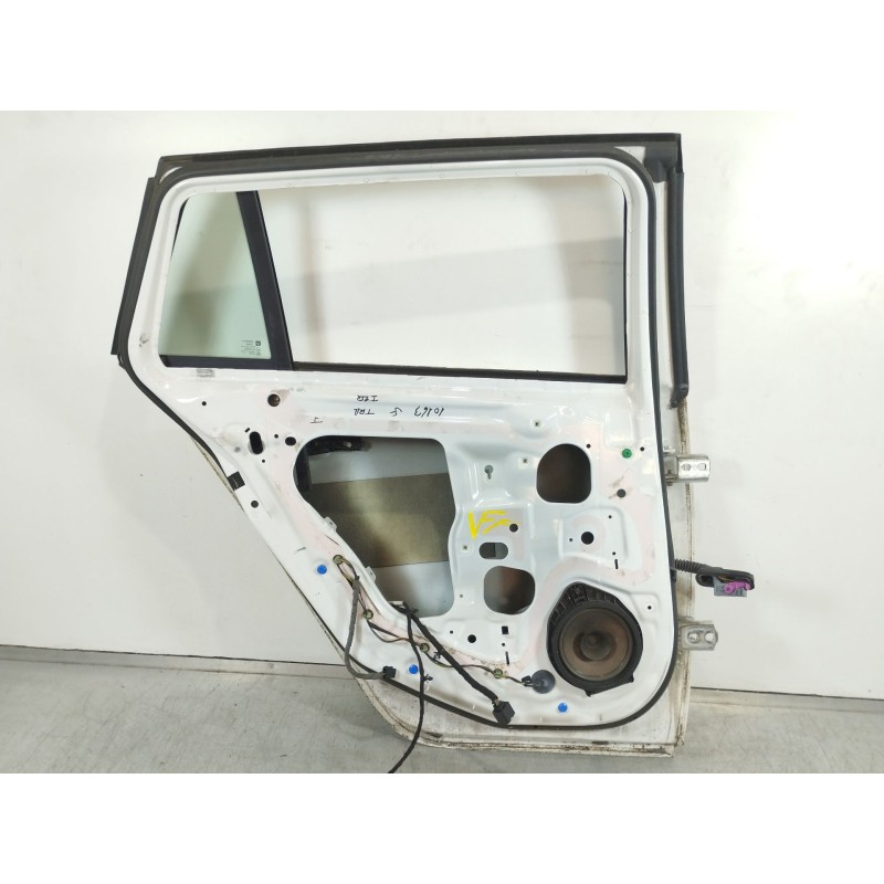 Recambio de puerta trasera izquierda para opel insignia sports tourer 2.0 16v cdti referencia OEM IAM   