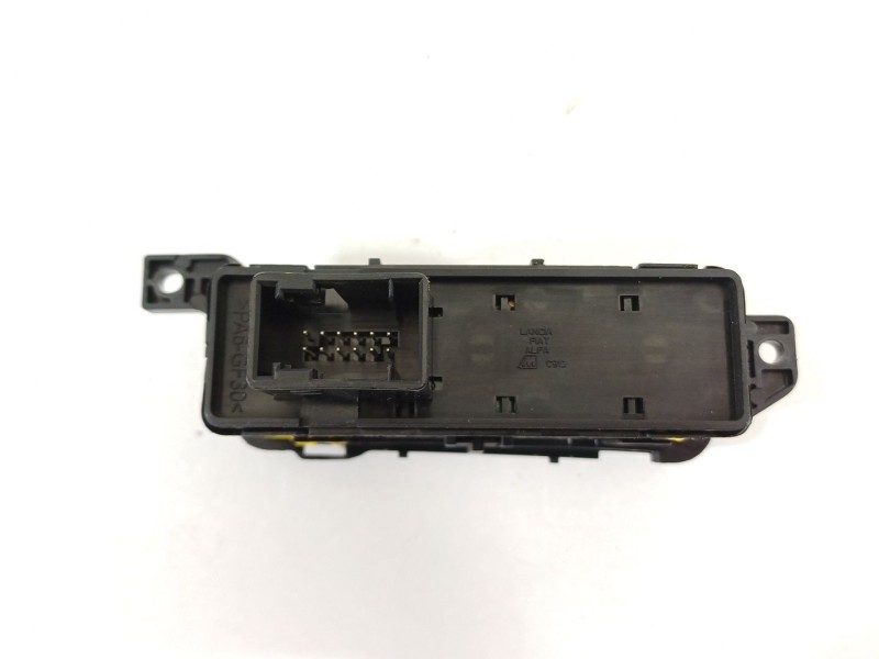 Recambio de mando multifuncion para alfa romeo giulietta (940_) 1.4 bifuel (940fxa1a, 940fxt1a) referencia OEM IAM 156102193  