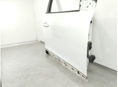 Recambio de puerta delantera derecha para renault megane iii berlina 5 p dynamique referencia OEM IAM    2
