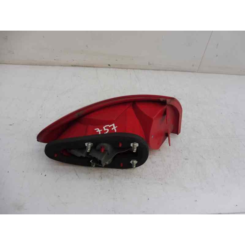 Recambio de piloto trasero derecho para alfa romeo 147 (190) 1.9 jtd 120 collezione referencia OEM IAM 46556347  