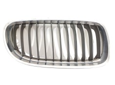 Recambio de rejilla delantera para bmw serie 3 berlina (e90) 320i referencia OEM IAM 51137201968  224059