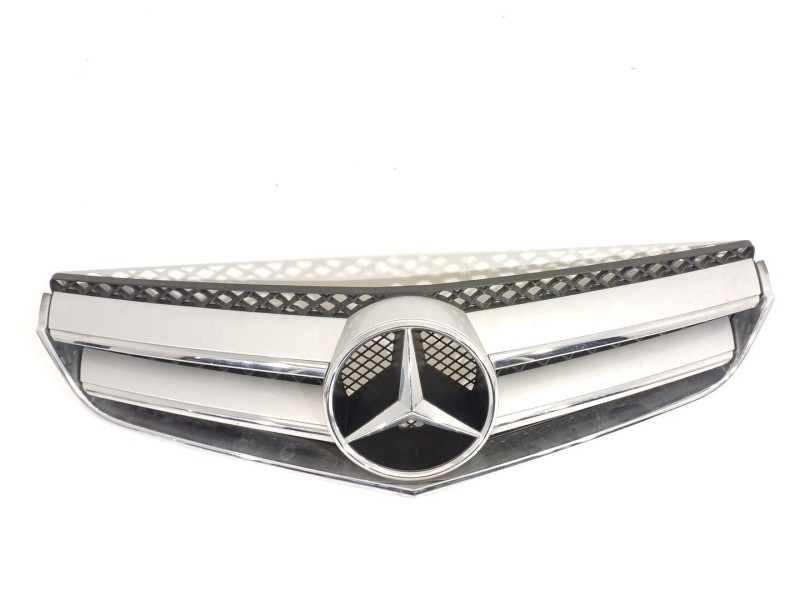 Recambio de rejilla delantera para mercedes-benz clase clk (w207) coupe 250 cgi blueefficiency referencia OEM IAM A2078880283  A