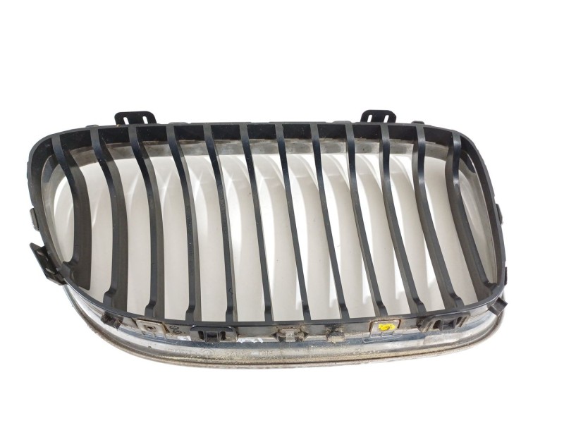 Recambio de rejilla delantera para bmw serie 3 berlina (e90) 320i referencia OEM IAM 51137201967  224059