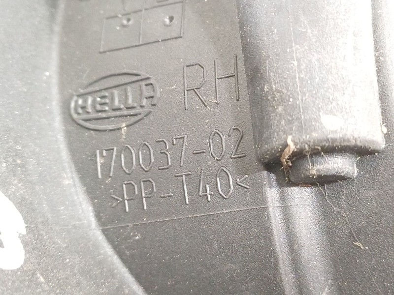 Recambio de faro antiniebla derecho para bmw serie 3 berlina (e90) 320i referencia OEM IAM 63177199894 63177199894 17003702