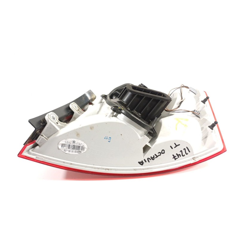 Recambio de piloto trasero izquierdo para skoda octavia iii combi (5e5, 5e6) 1.6 tdi referencia OEM IAM 5E594509506S  