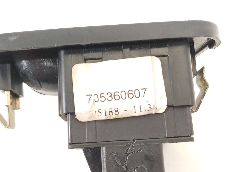 Recambio de mando elevalunas delantero derecho para lancia ypsilon (101) 1.3 16v multijet argento referencia OEM IAM 735360607  