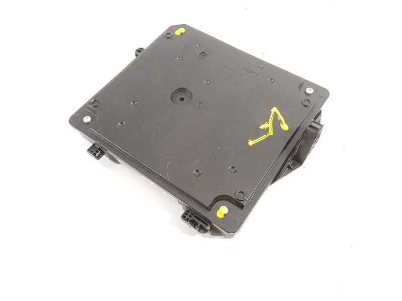 Recambio de caja reles / fusibles para renault megane iii berlina 5 p dynamique referencia OEM IAM 284B12041R  