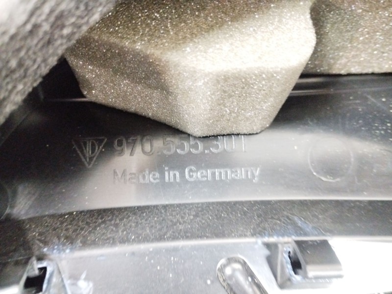 Recambio de guarnecido puerta delantera izquierda para porsche panamera diesel referencia OEM IAM 970555301  