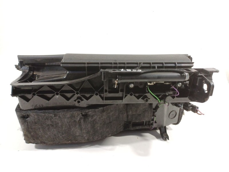 Recambio de guantera para mercedes-benz clase c (w204) berlina c 320 cdi (204.022) referencia OEM IAM A2046800291  