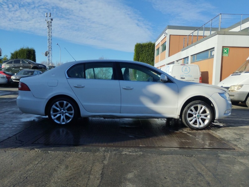 skoda superb (3u4) del año 2008