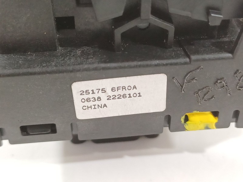 Recambio de palanca freno de mano para nissan qashqai (j11) 1.6 dci turbodiesel cat referencia OEM IAM 251756FR0A  